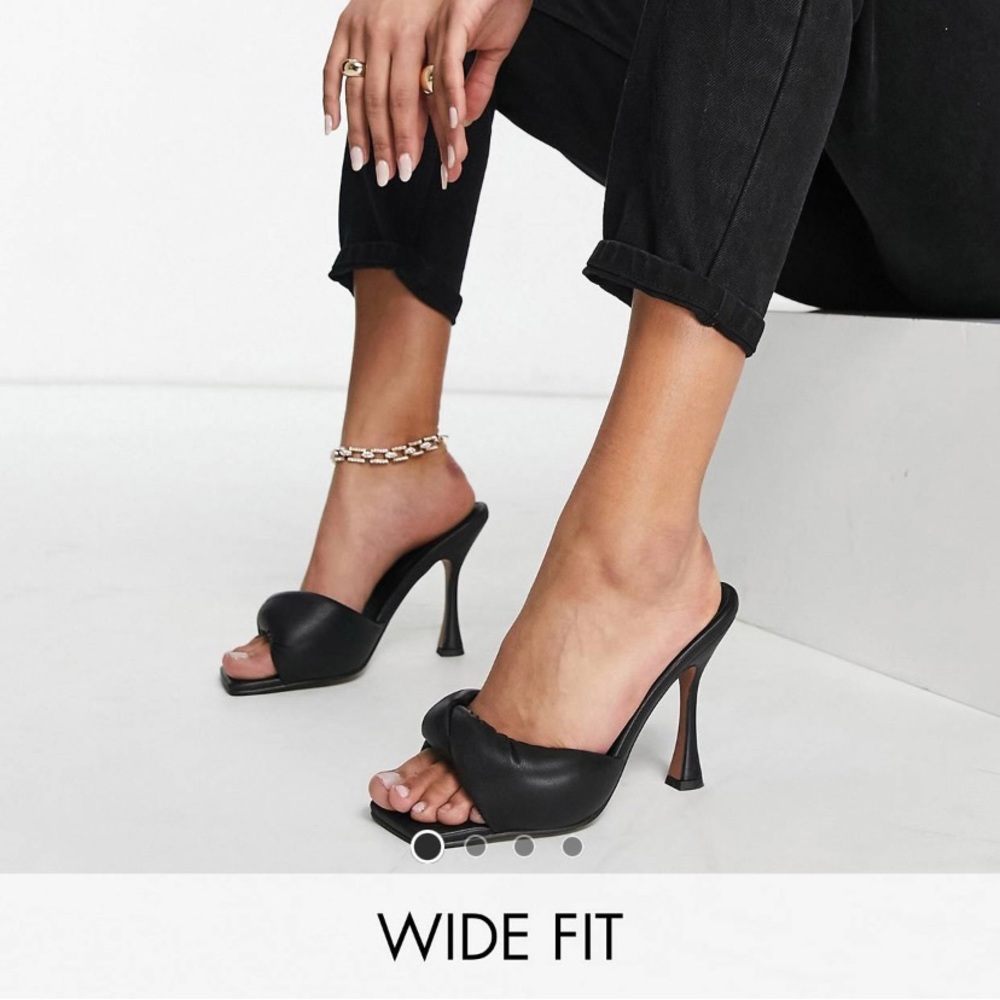 ASOS wide fit puffer twist mules